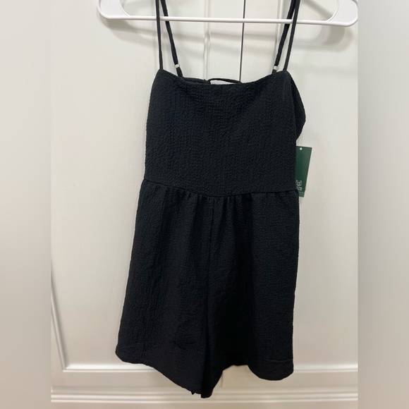 Wild Fable Romper-size small- adjustable straps- tie back - Picture 1 of 10